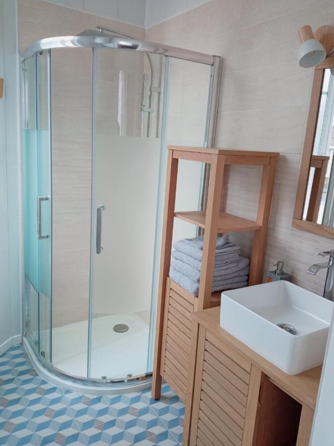 Joli appartement moderne / proche de Dinard Pleurtuit Extérieur photo